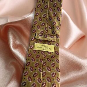 VTG Villa Bolgheri Italy 100% silk Gold Tie | Excellent condition